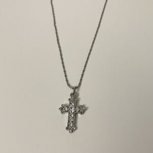 Amber Lee Silver Tone Cross Pendant Necklace